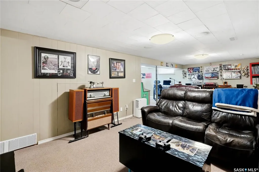 1120 Broadway Avenue E Regina SK S4N 1A8