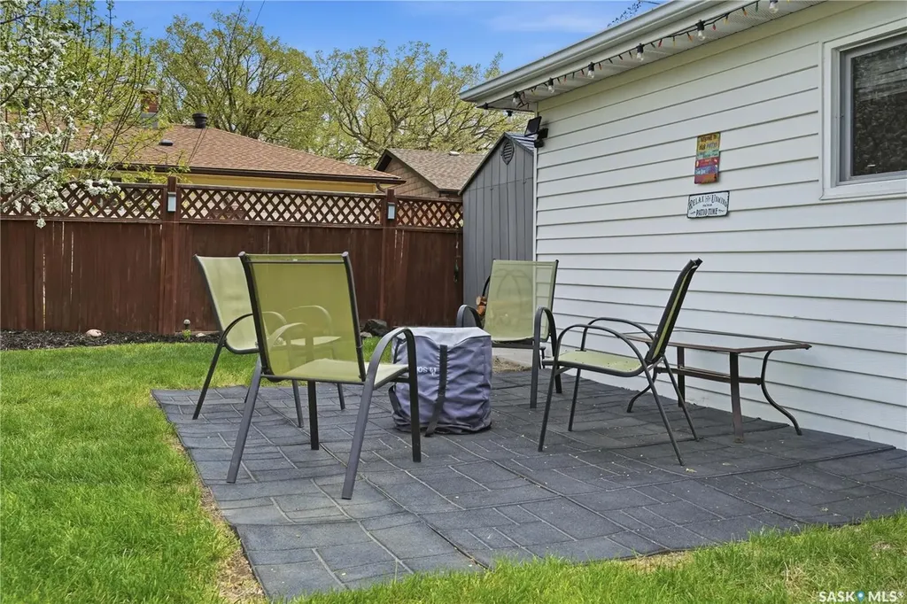 1120 Broadway Avenue E Regina SK S4N 1A8