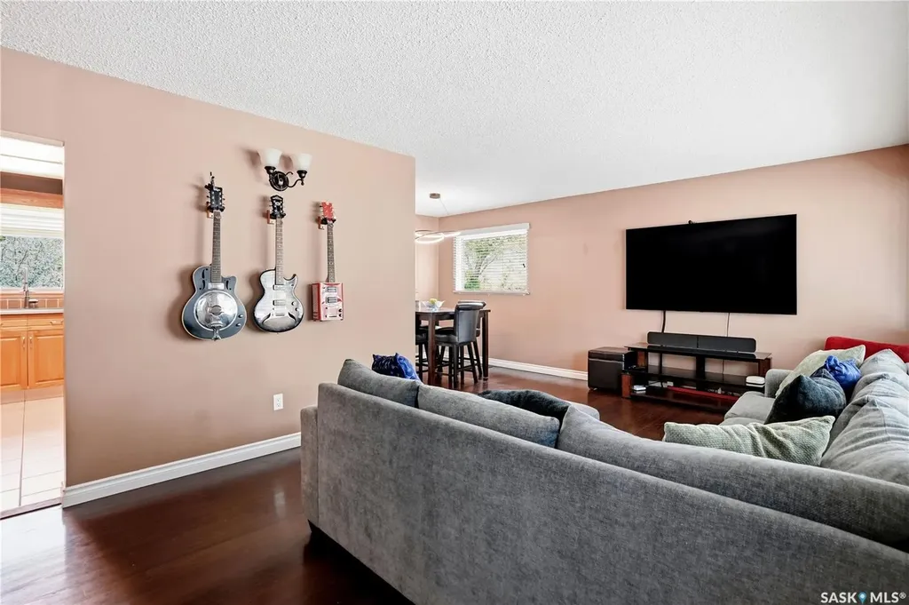 1120 Broadway Avenue E Regina SK S4N 1A8