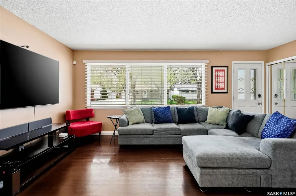 1120 Broadway Avenue E Regina SK S4N 1A8
