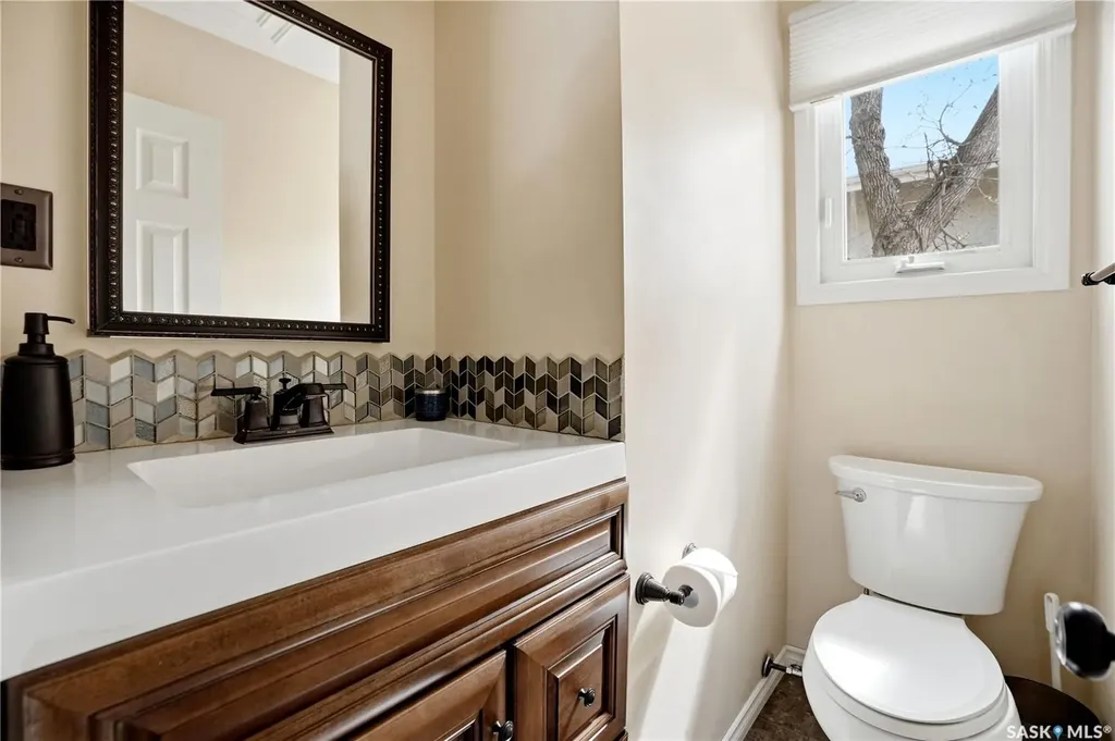 1456 Shannon Road Regina SK S4S 5L5
