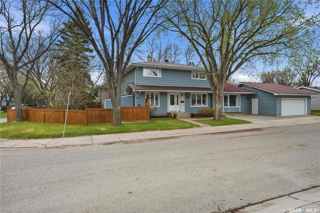 1456 Shannon Road Regina SK S4S 5L5