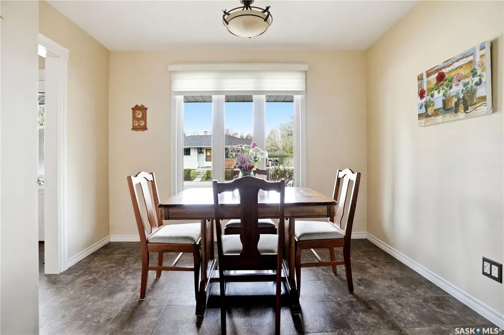 1456 Shannon Road Regina SK S4S 5L5