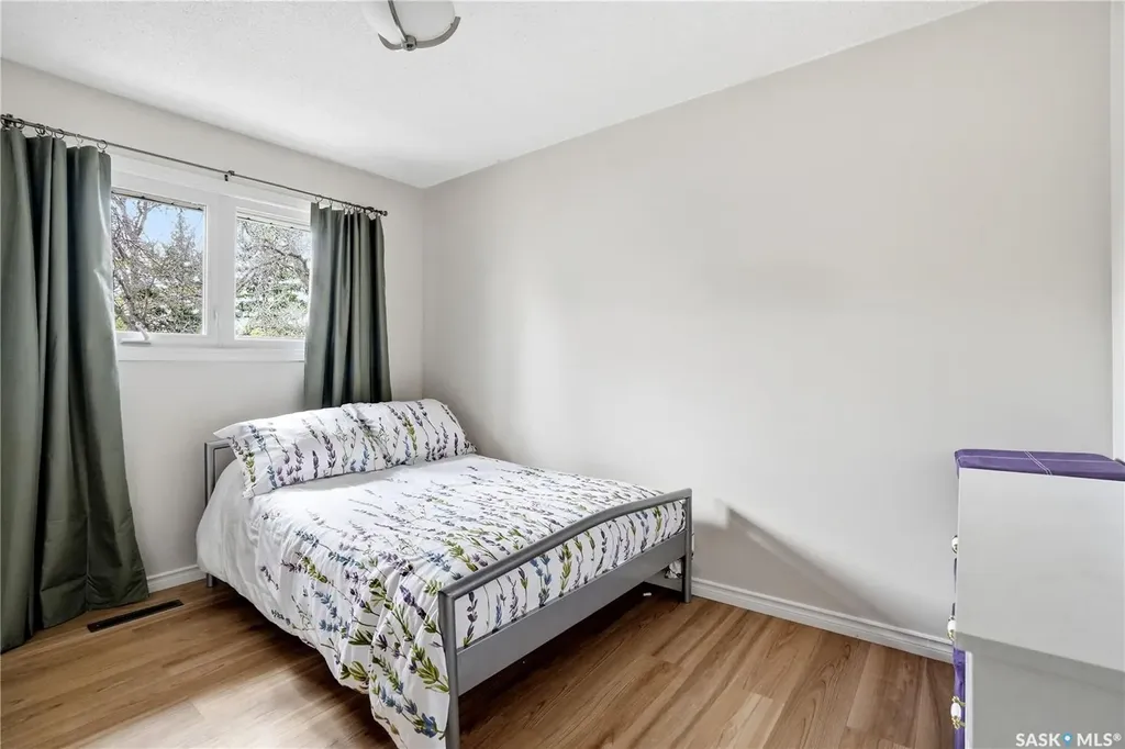 1456 Shannon Road Regina SK S4S 5L5