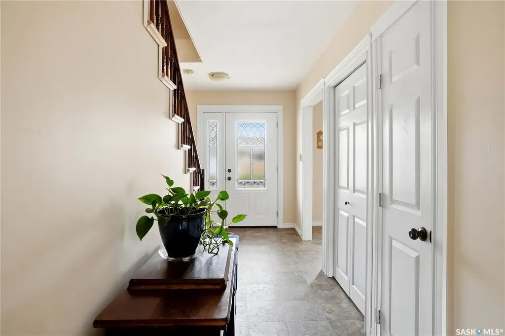 1456 Shannon Road Regina SK S4S 5L5