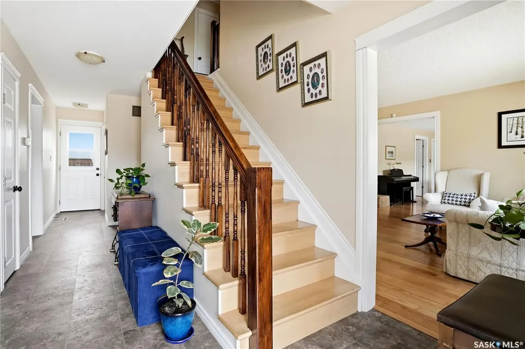 1456 Shannon Road Regina SK S4S 5L5
