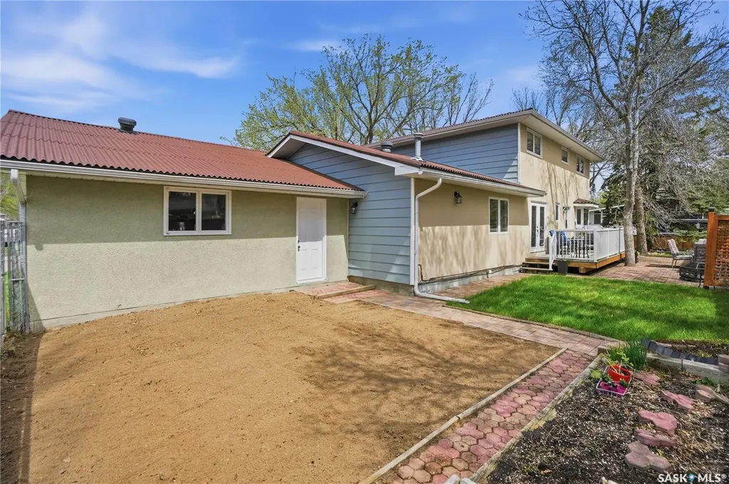 1456 Shannon Road Regina SK S4S 5L5