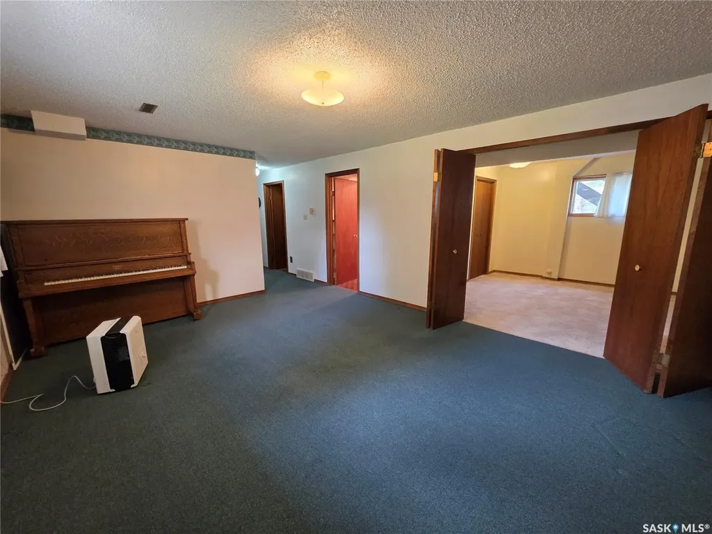 613 2nd Street W Meadow Lake SK S9X 1E6