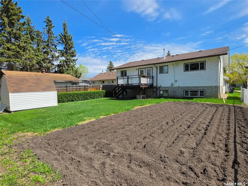 613 2nd Street W Meadow Lake SK S9X 1E6