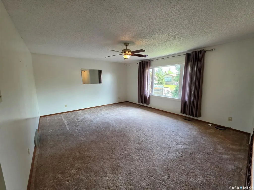 613 2nd Street W Meadow Lake SK S9X 1E6