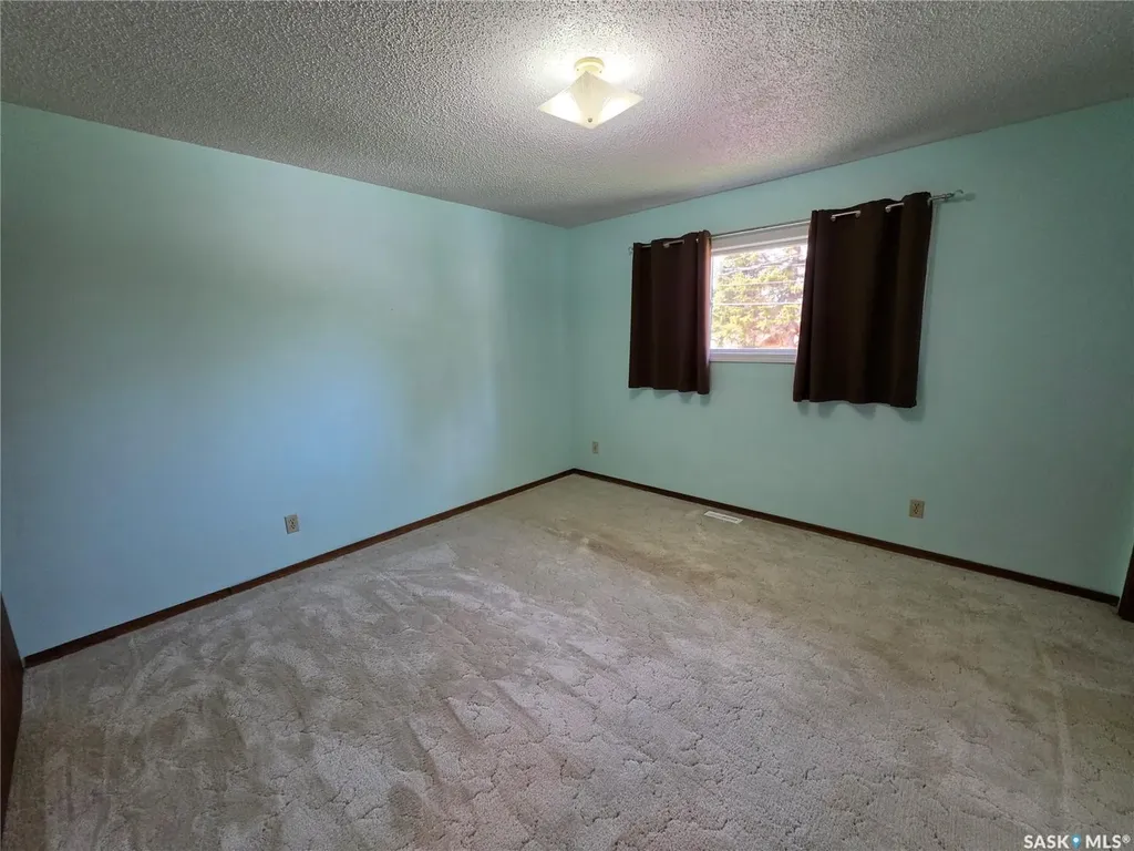 613 2nd Street W Meadow Lake SK S9X 1E6