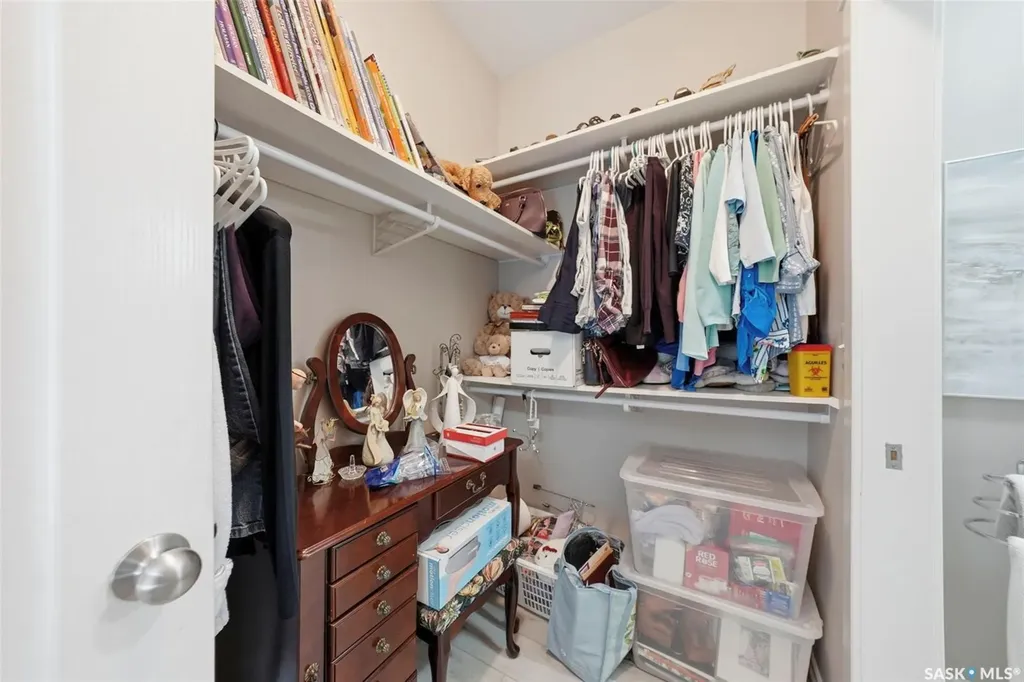 320 3rd Street Osler SK S0K 3A0