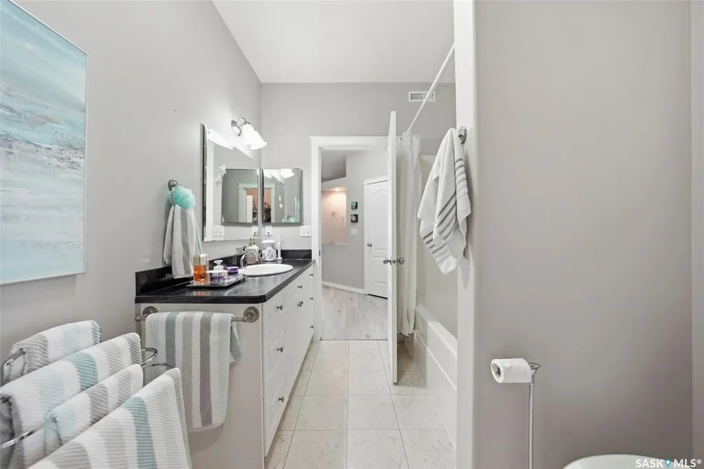 320 3rd Street Osler SK S0K 3A0