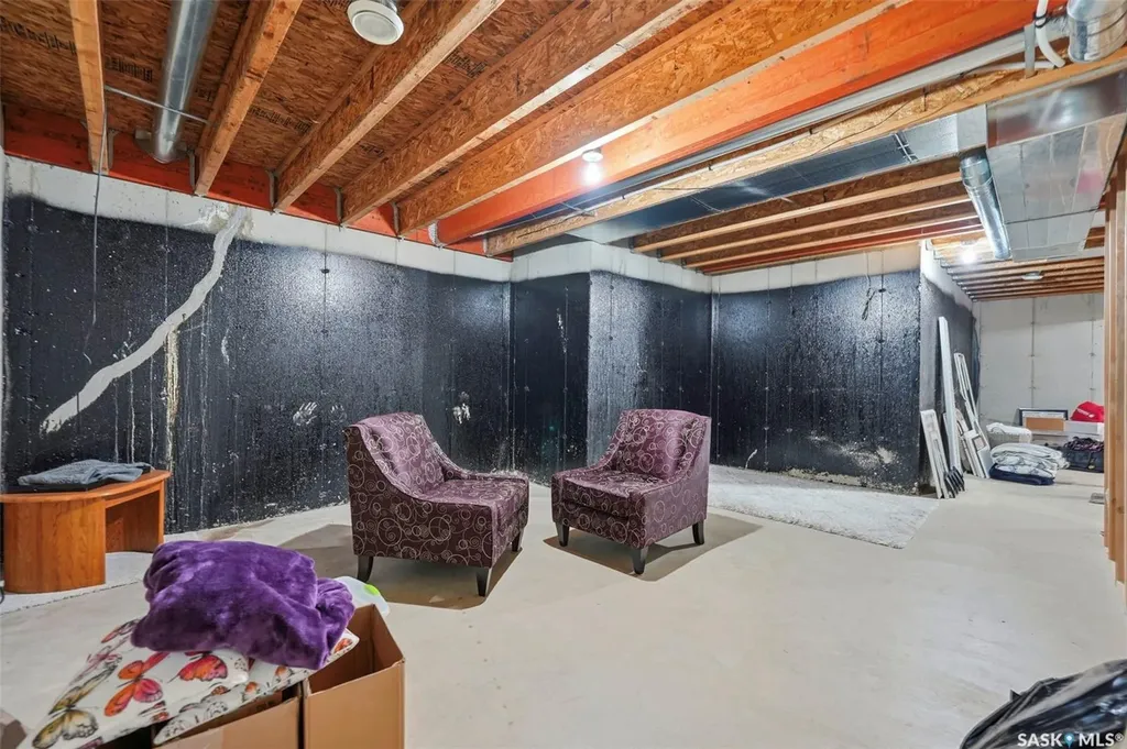 320 3rd Street Osler SK S0K 3A0