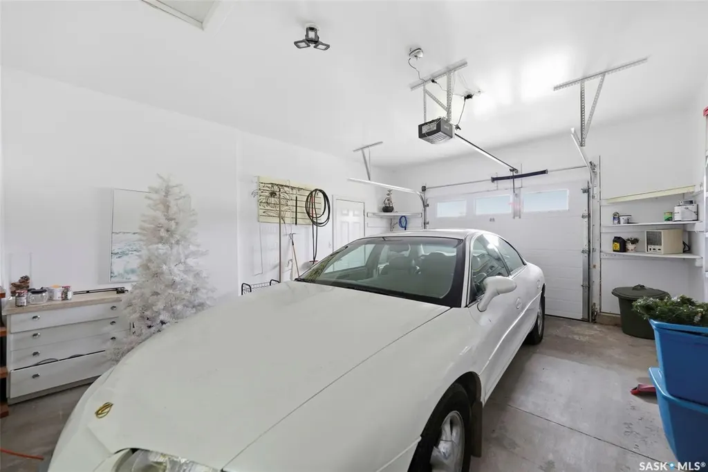 320 3rd Street Osler SK S0K 3A0