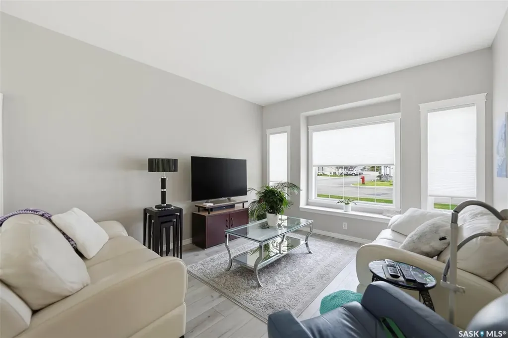 320 3rd Street Osler SK S0K 3A0