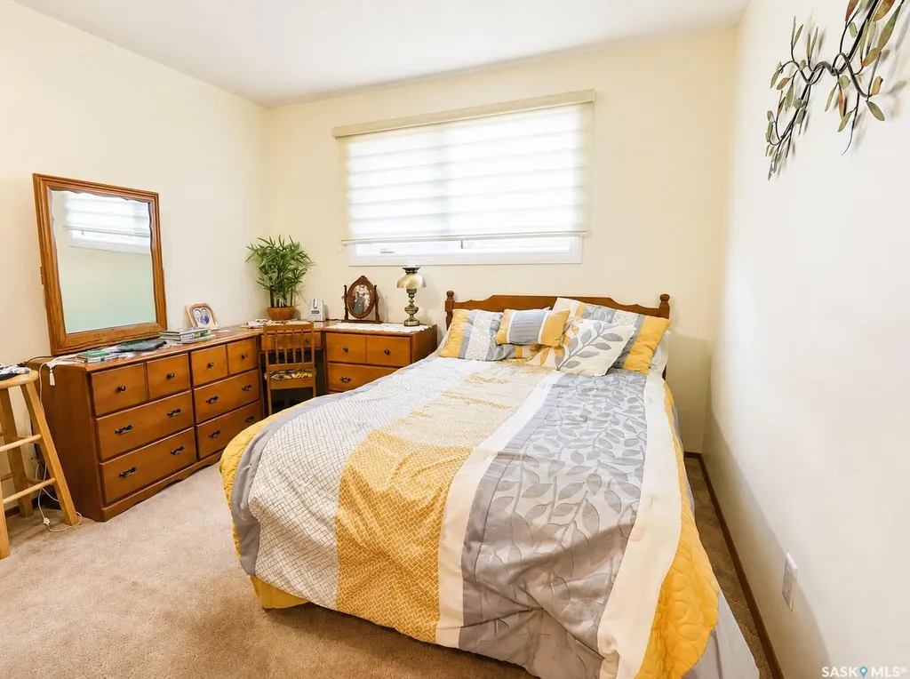1010 Woodman Crescent Prince Albert SK S6V 6L6