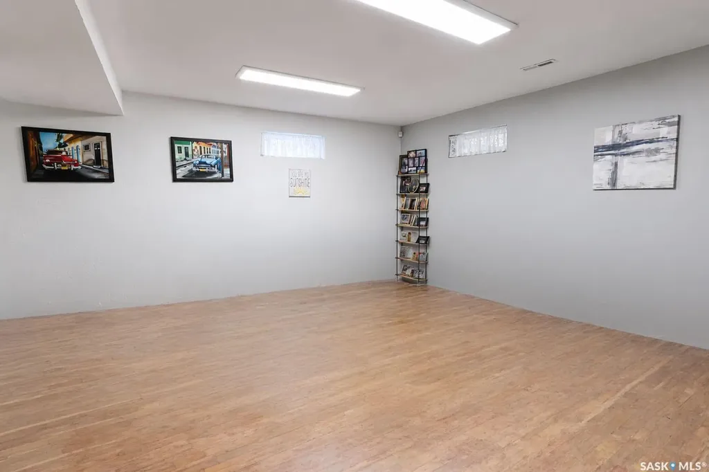 1010 Woodman Crescent Prince Albert SK S6V 6L6