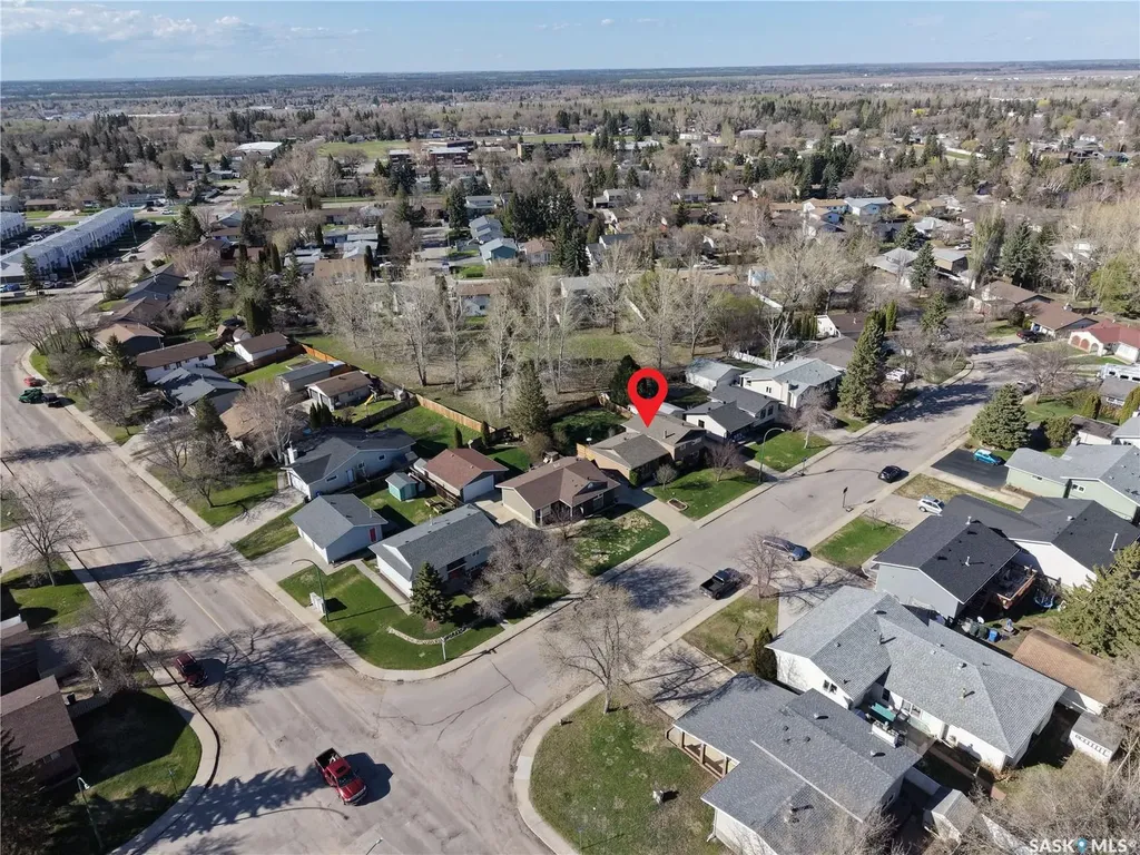 1010 Woodman Crescent Prince Albert SK S6V 6L6