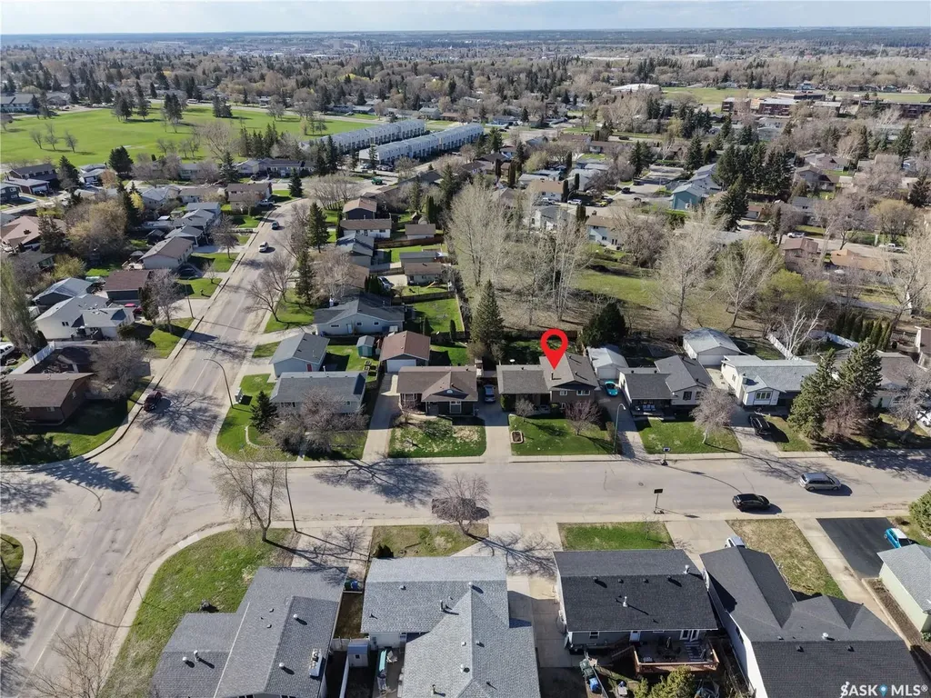 1010 Woodman Crescent Prince Albert SK S6V 6L6