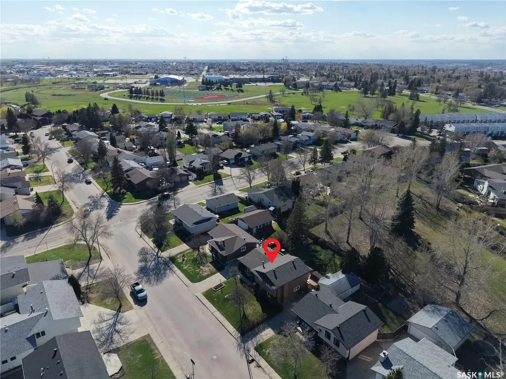 1010 Woodman Crescent Prince Albert SK S6V 6L6