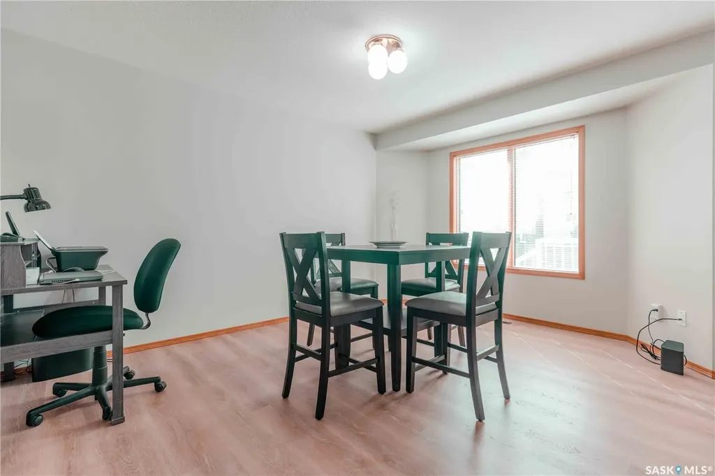420 Heritage Crescent Saskatoon SK S7H 5P3