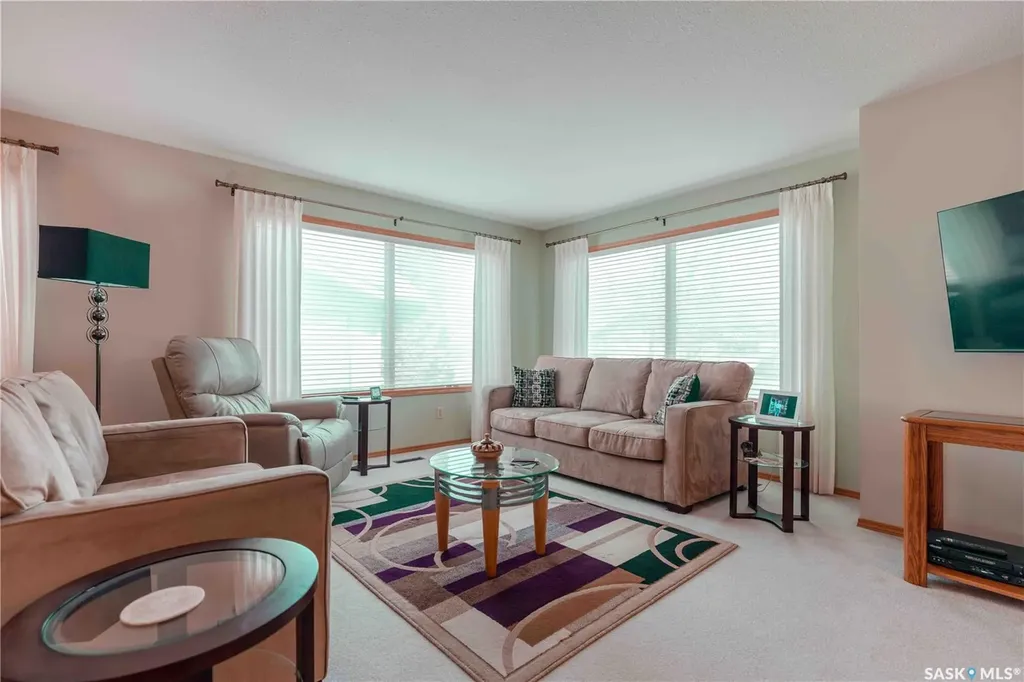 420 Heritage Crescent Saskatoon SK S7H 5P3