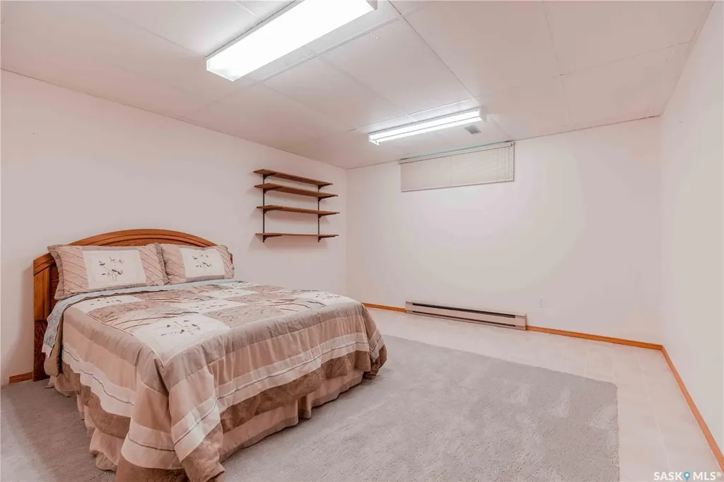 420 Heritage Crescent Saskatoon SK S7H 5P3
