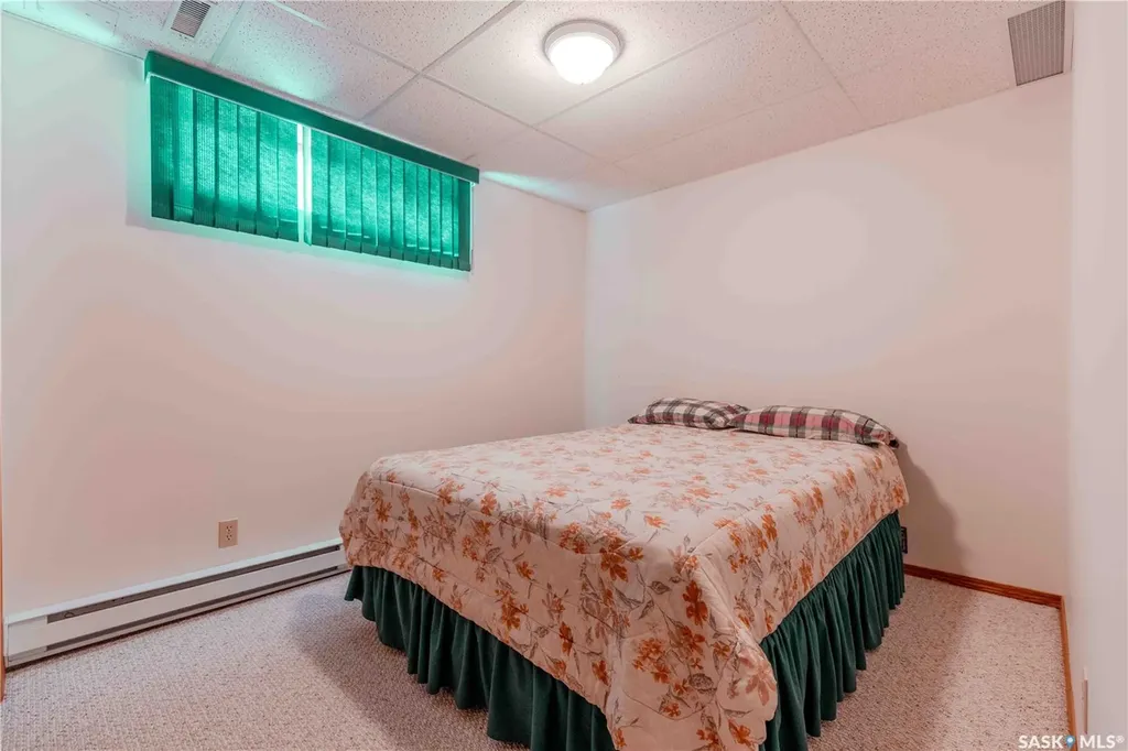 420 Heritage Crescent Saskatoon SK S7H 5P3