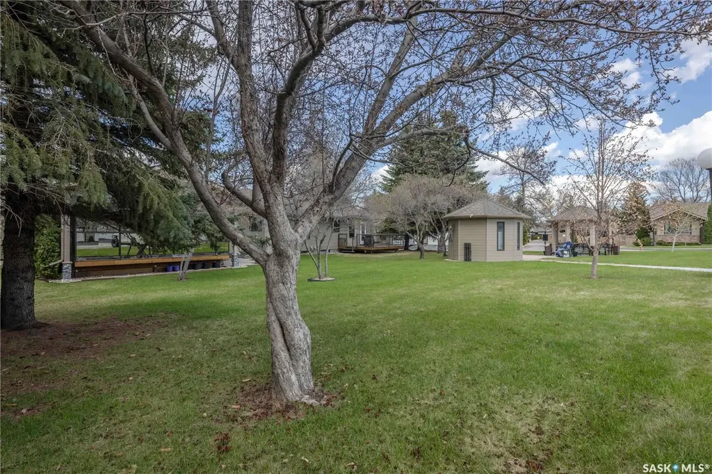 420 Heritage Crescent Saskatoon SK S7H 5P3