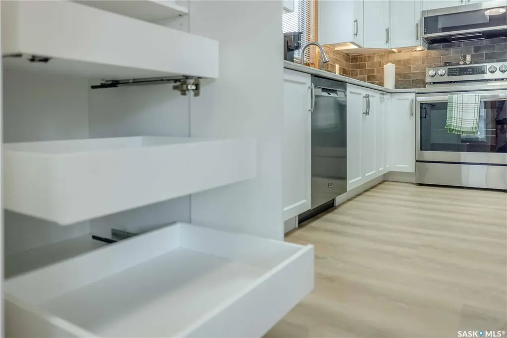 420 Heritage Crescent Saskatoon SK S7H 5P3