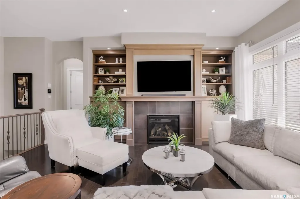 142 Assaly Street Saskatoon SK S7T 0E4