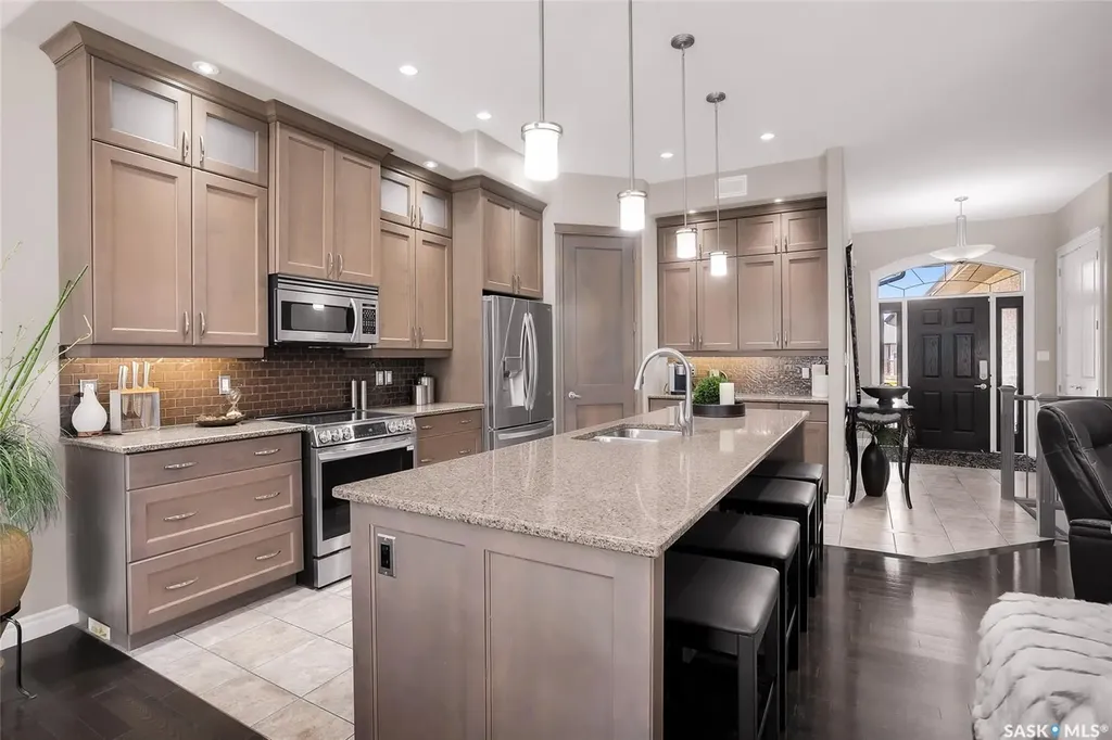 142 Assaly Street Saskatoon SK S7T 0E4