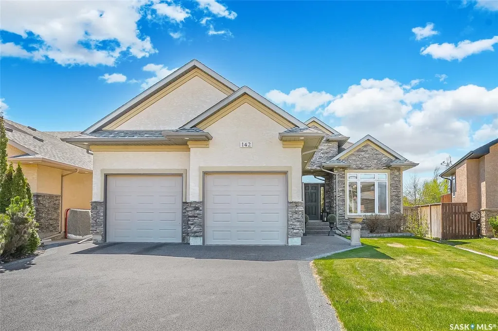 142 Assaly Street Saskatoon SK S7T 0E4