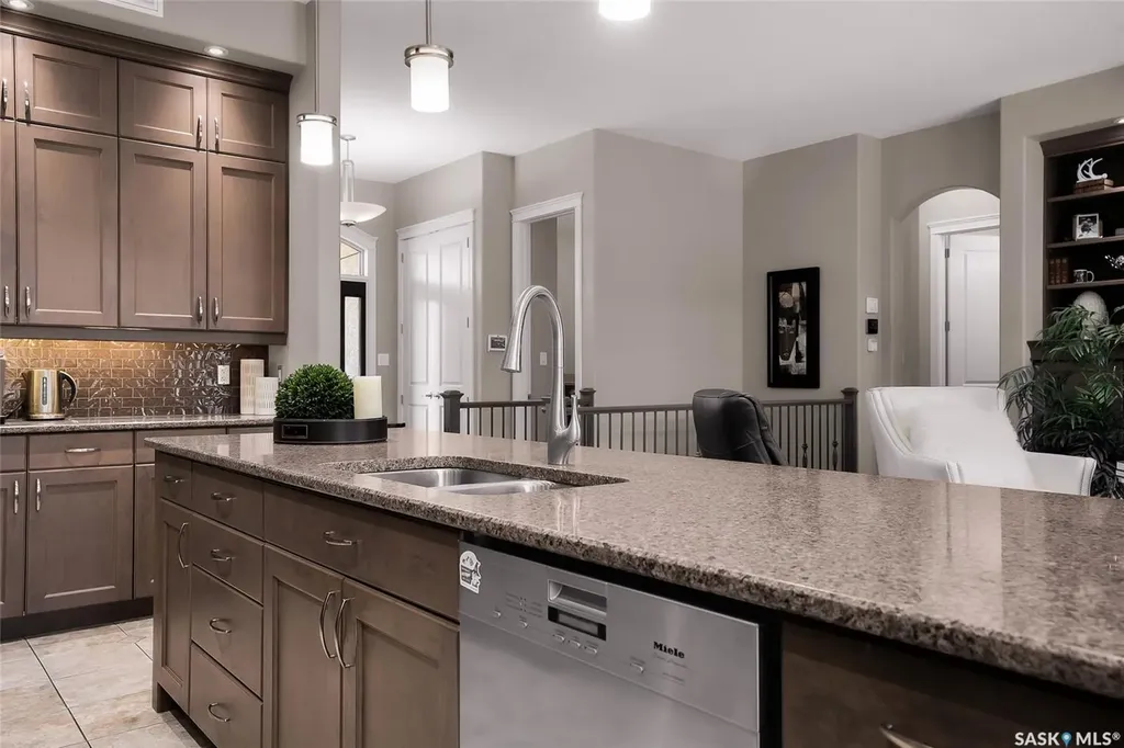 142 Assaly Street Saskatoon SK S7T 0E4