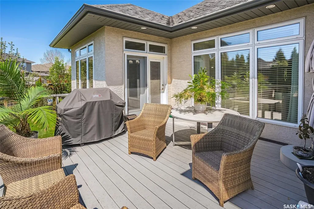 142 Assaly Street Saskatoon SK S7T 0E4