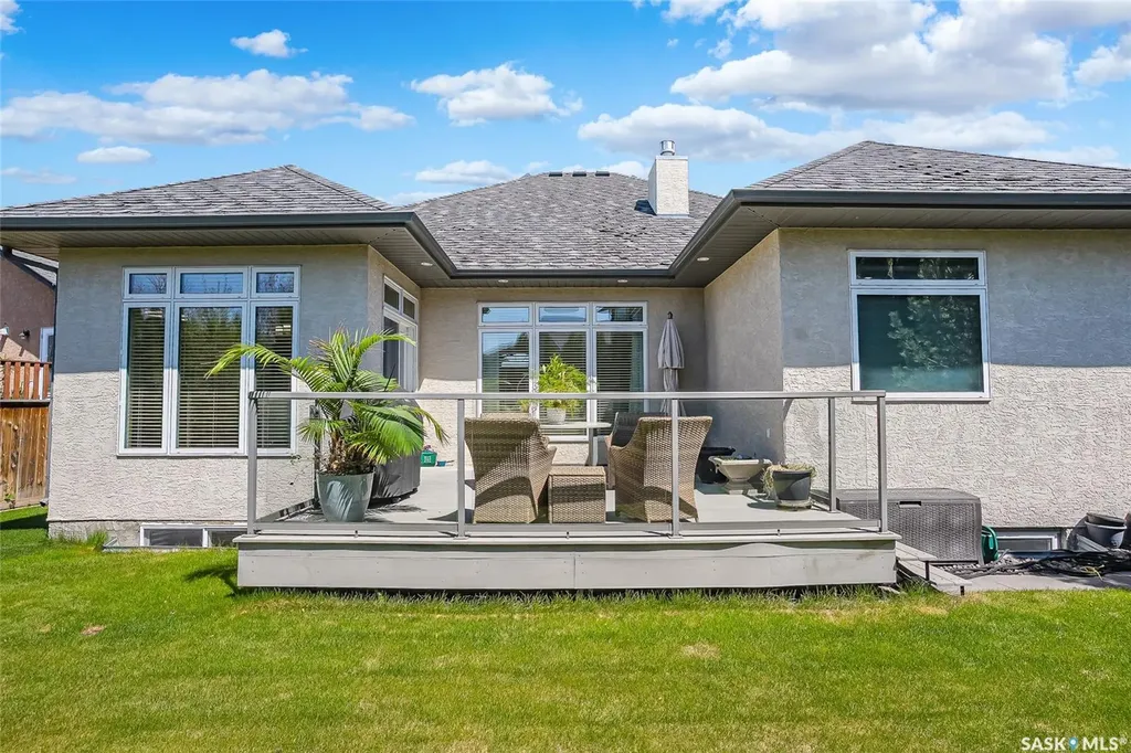 142 Assaly Street Saskatoon SK S7T 0E4