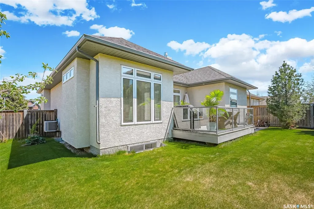 142 Assaly Street Saskatoon SK S7T 0E4