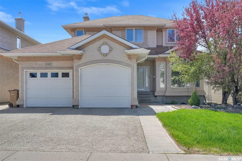 3012 St James Crescent Regina SK S4V 2Z2