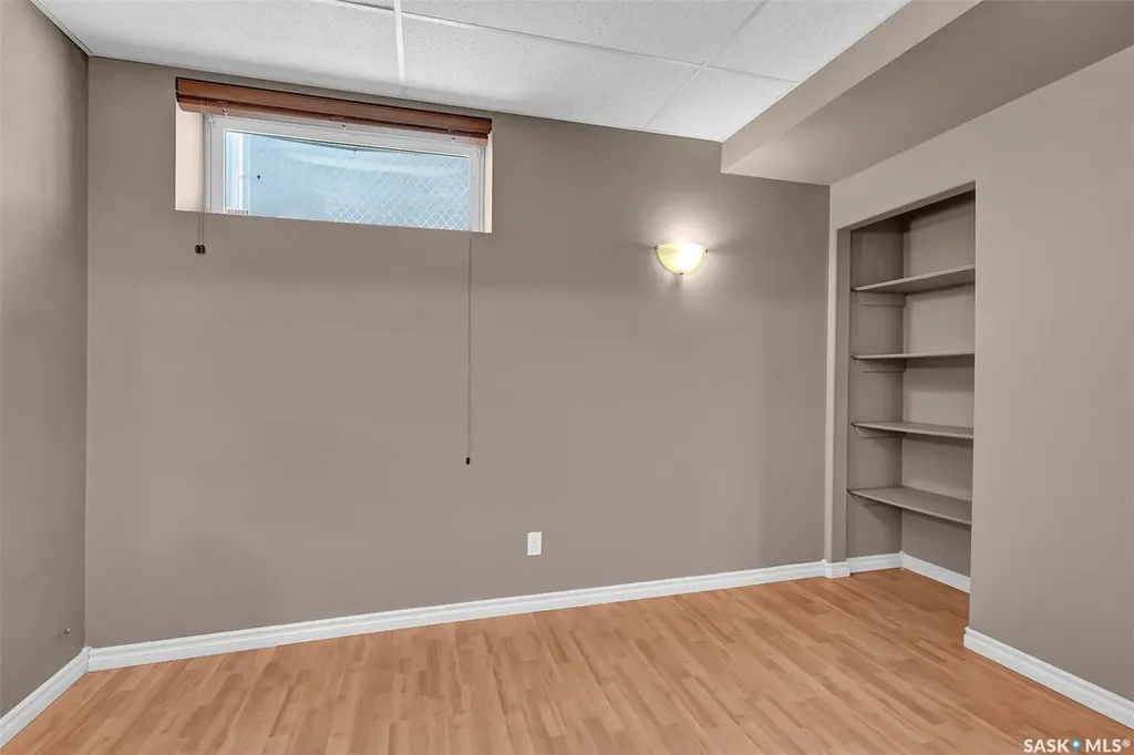 3012 St James Crescent Regina SK S4V 2Z2