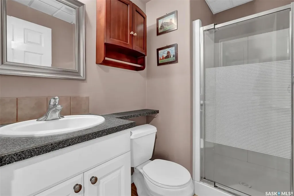 3012 St James Crescent Regina SK S4V 2Z2