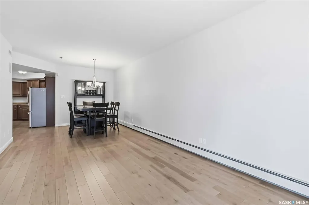 619 Saskatchewan Crescent W Saskatoon SK S7M 0A5