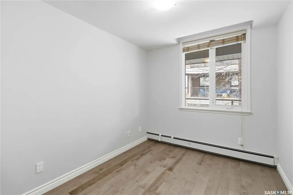 619 Saskatchewan Crescent W Saskatoon SK S7M 0A5