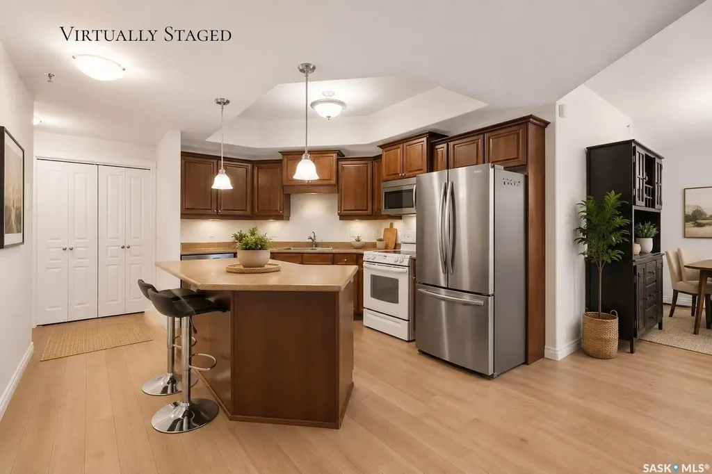 619 Saskatchewan Crescent W Saskatoon SK S7M 0A5