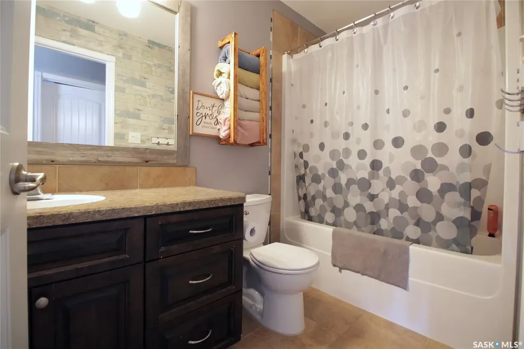 608 Alberni Street Moosomin SK S0G 3N0