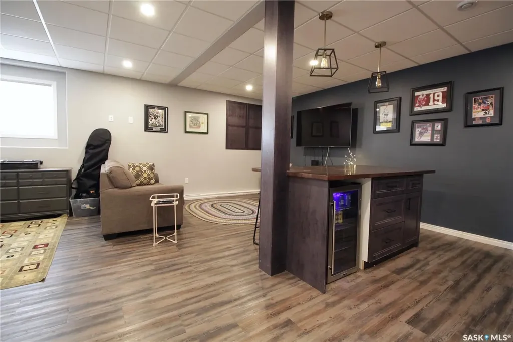 608 Alberni Street Moosomin SK S0G 3N0