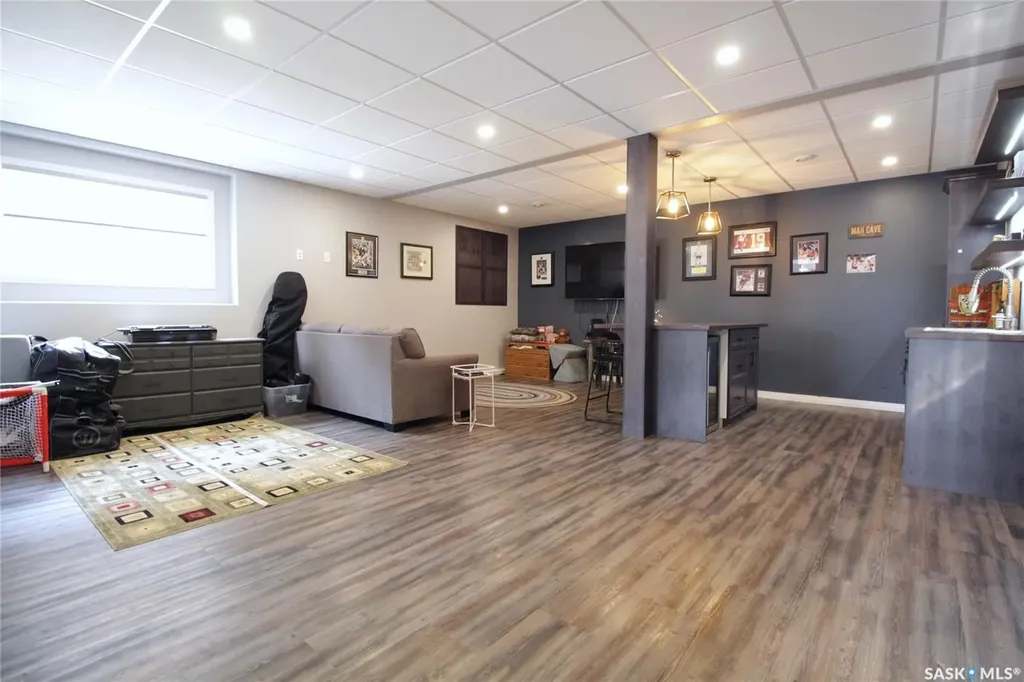 608 Alberni Street Moosomin SK S0G 3N0