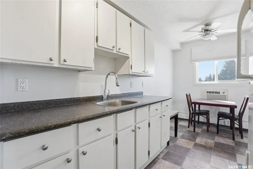 116 Acadia Court Saskatoon SK S7H 4T7