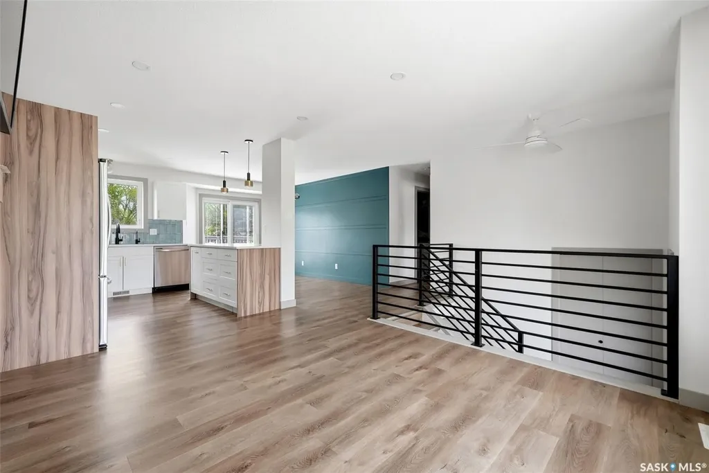 306 Howe Place Regina SK S4R 8M5
