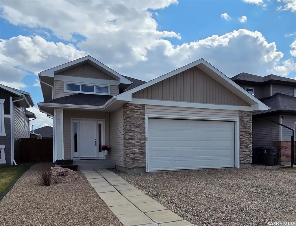 940 Rock Hill Lane Martensville SK S0K 0A2